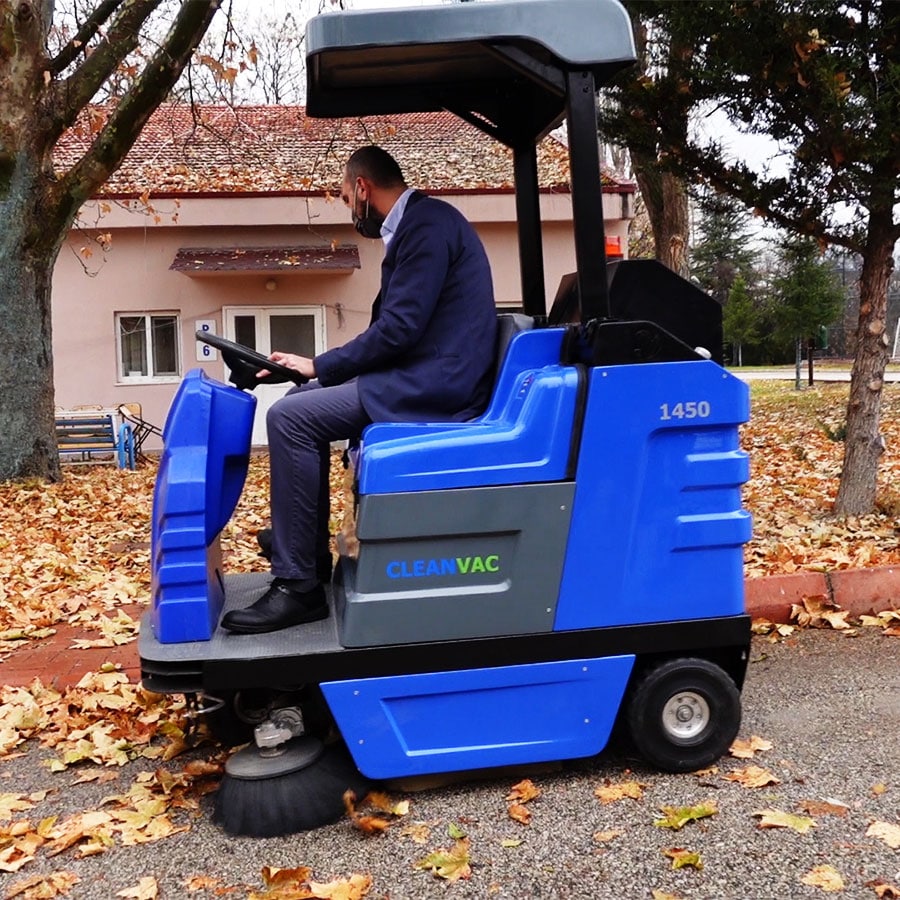 Battery Powered Street Sweeper (Tipper Unloading) Cleanvac BS-1450