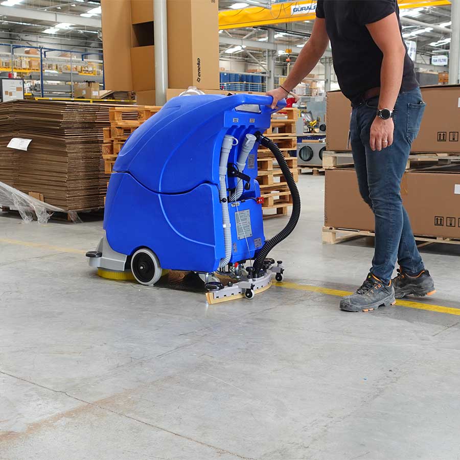 Battery Powered Floor Scrubber B7501